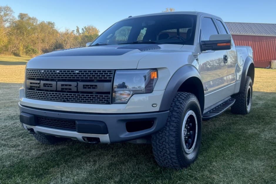 2014 Ford F-150 Raptor sold for $38,500