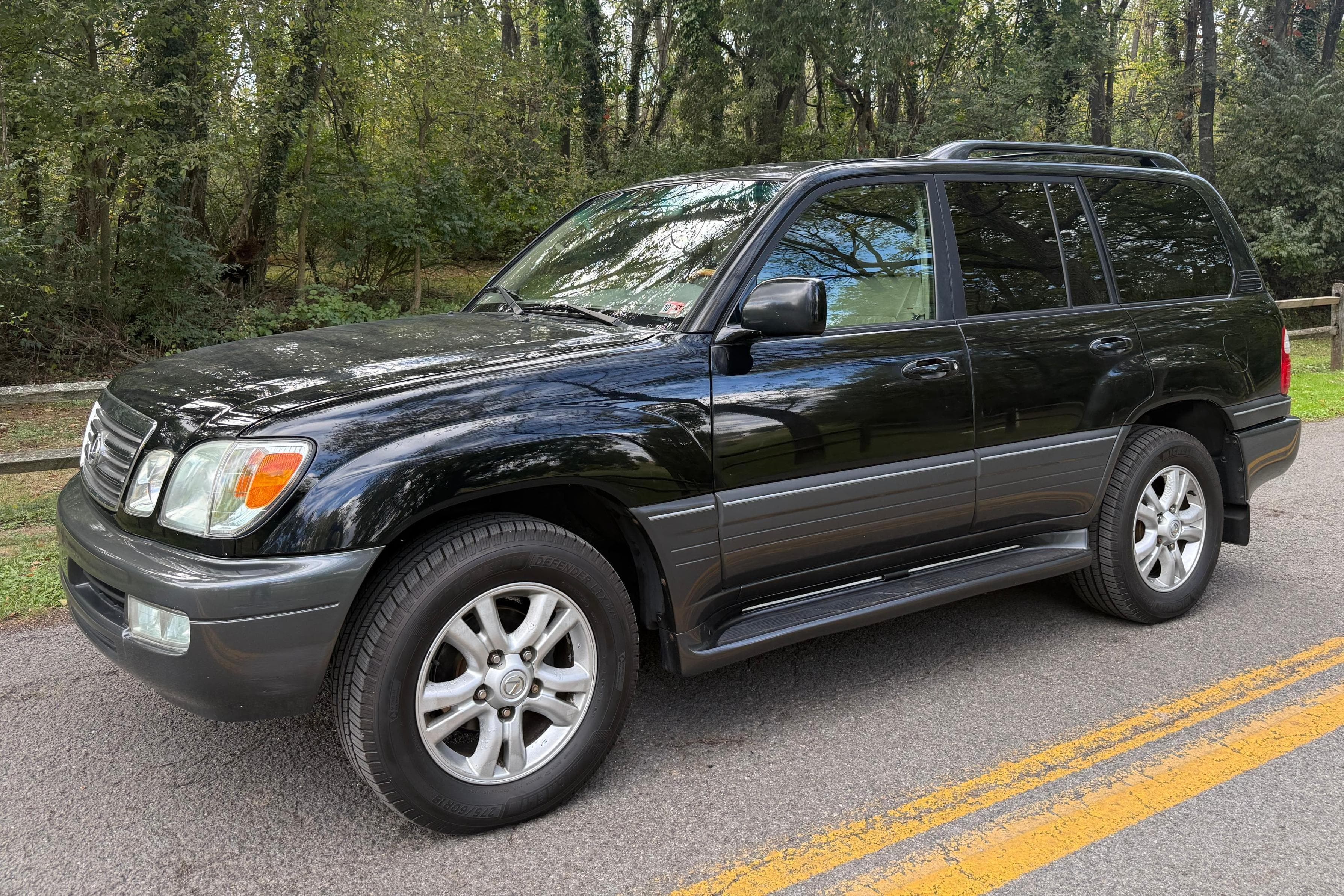 2004 Lexus LX sold for $13,200