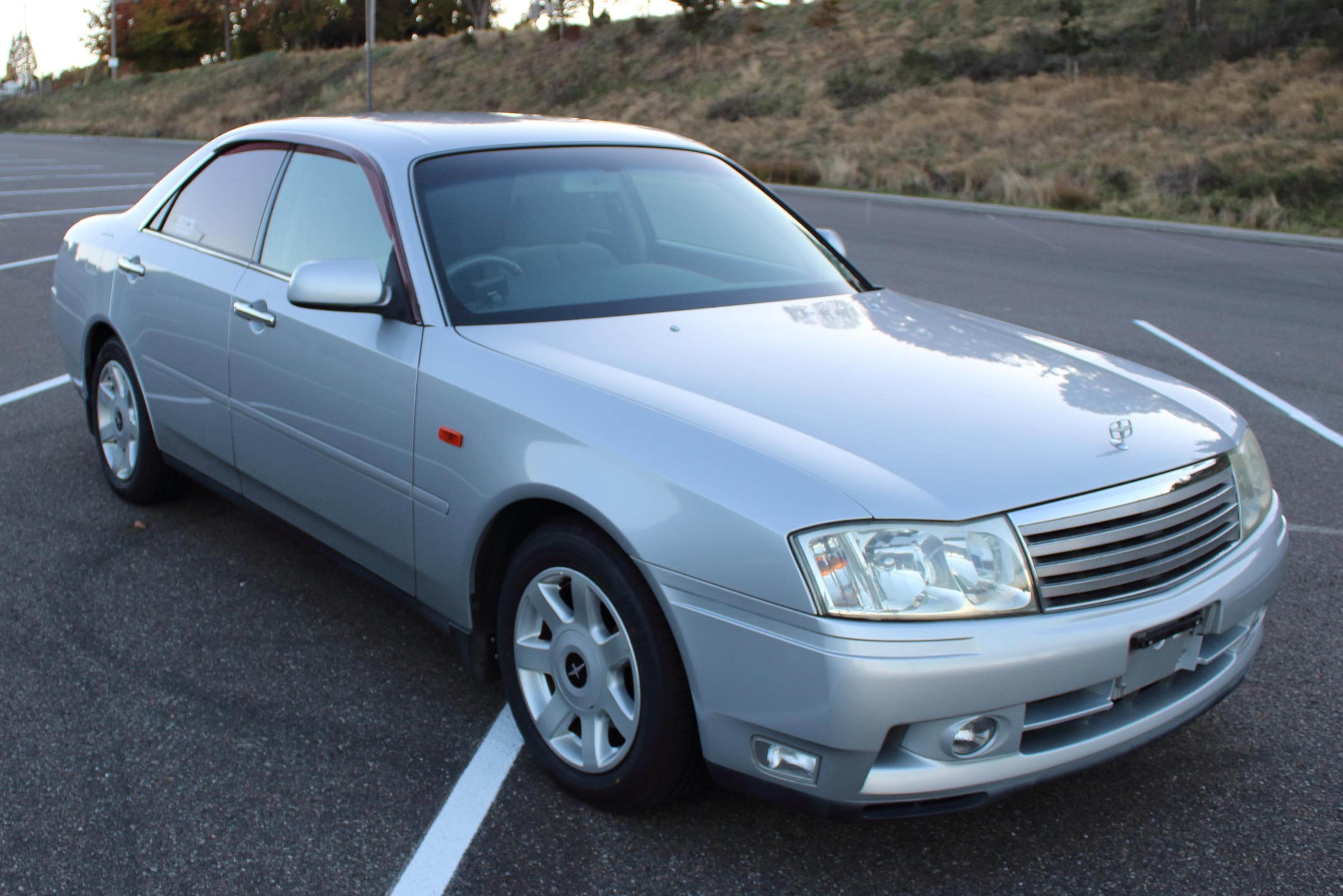 1999 Nissan Gloria sold for $6,700