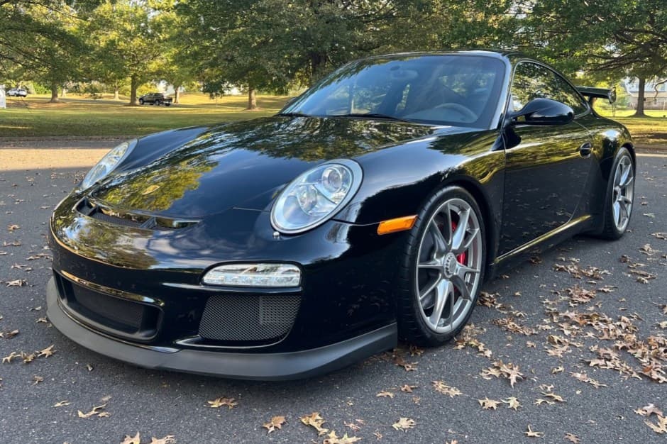 2011 Porsche 997 GT3 sold for $169,000