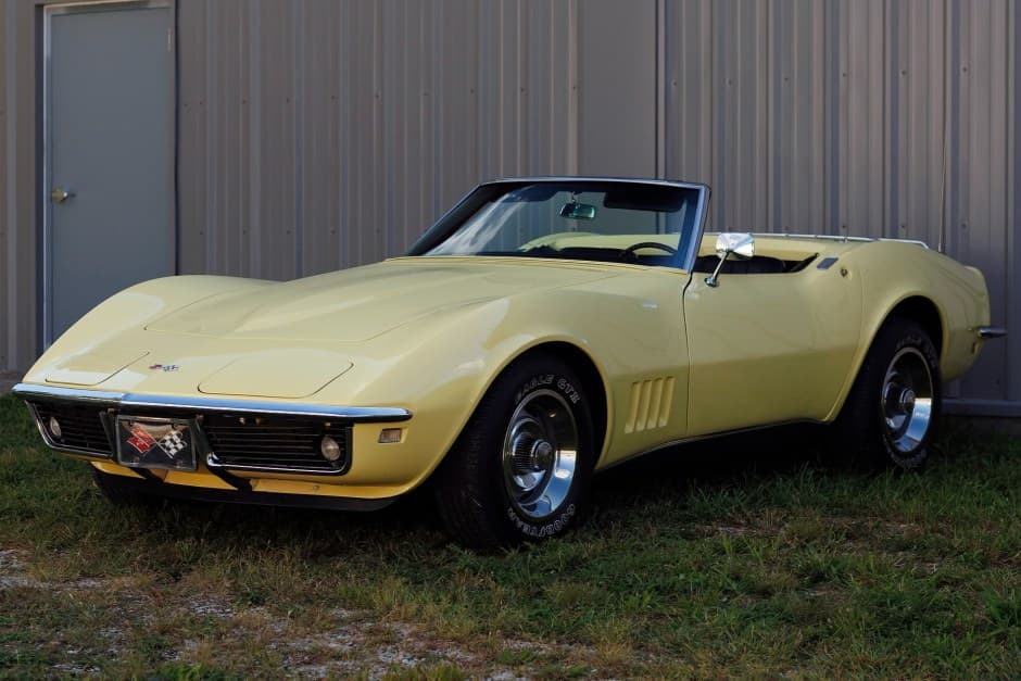 1968 Chevrolet Corvette C3 sold for $34,000