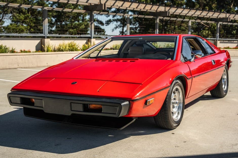 1977 Lotus Esprit sold for $35,750