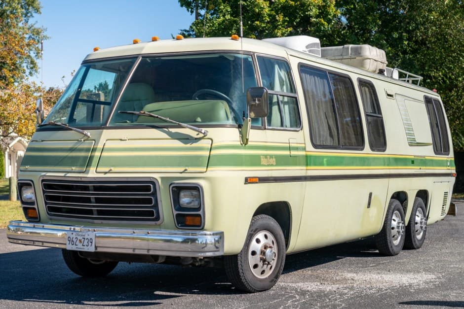 1976 GMC Motorhome sold for $20,000