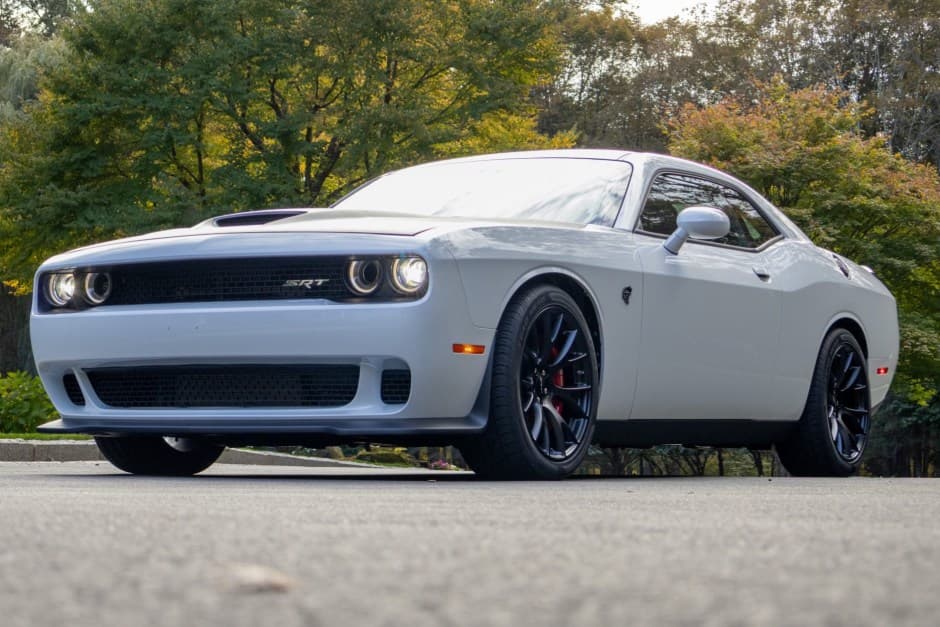 2015 Dodge Challenger SRT Hellcat sold for $48,755