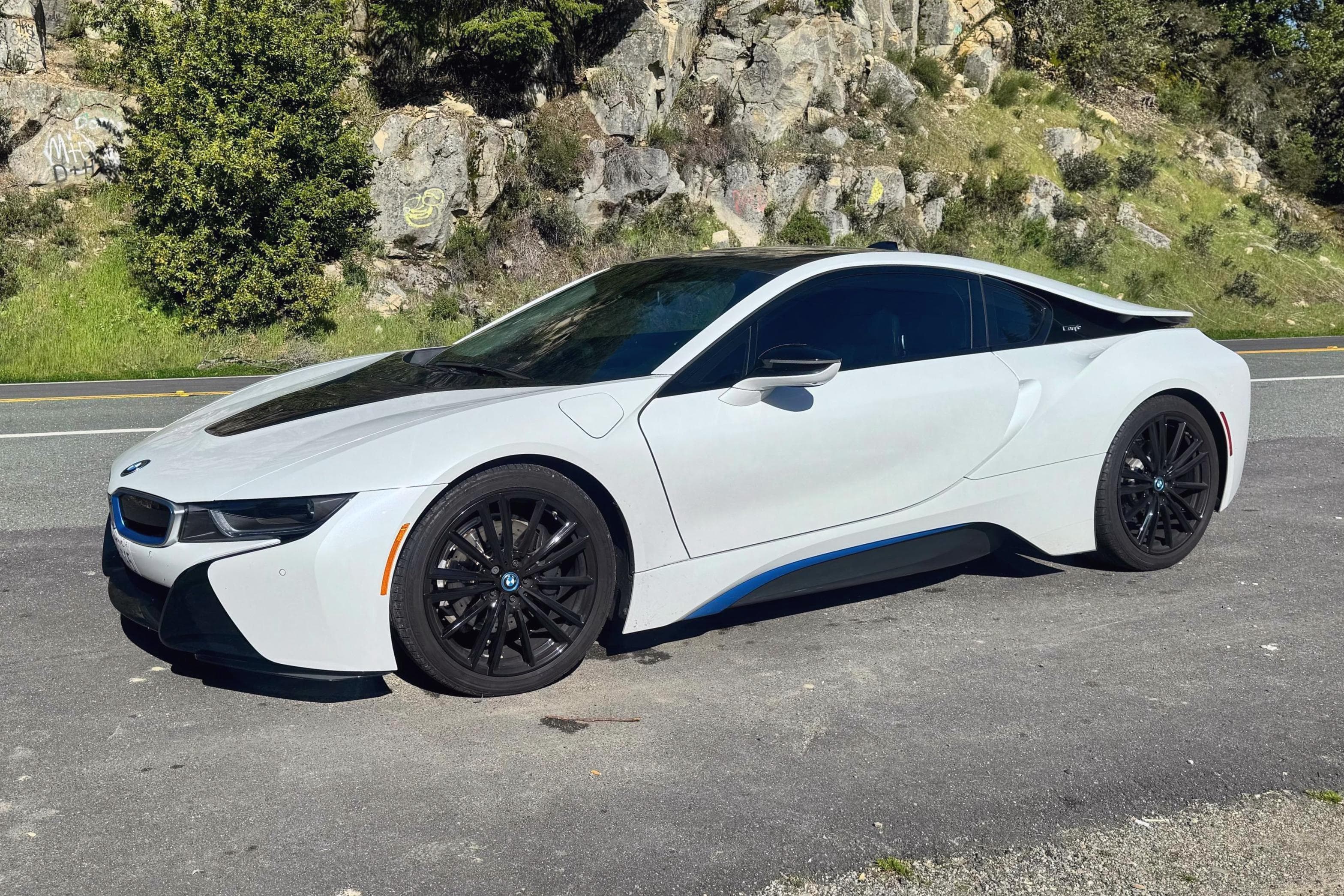 2019 BMW i8 sold for $71,500