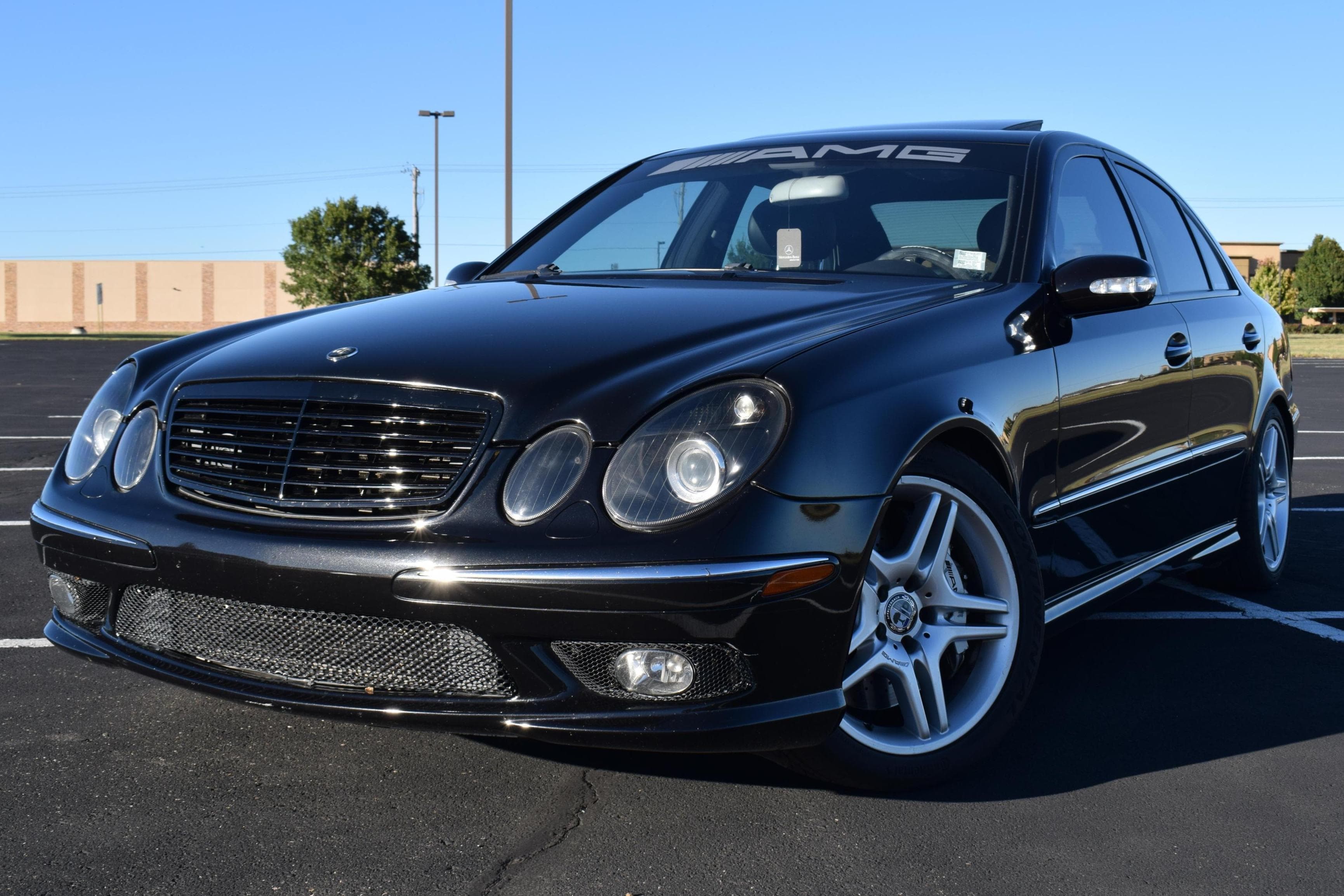 2004 Mercedes-Benz W211 E55 AMG sold for $10,600