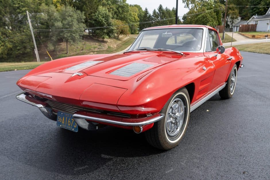 1963 Chevrolet Corvette C2 sold for $110,000