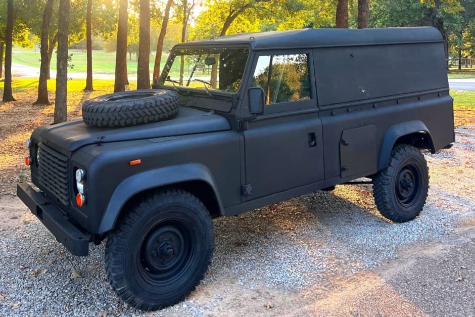 1991 Land Rover 110 / Defender 110 (Euro Spec) sold for $15,250