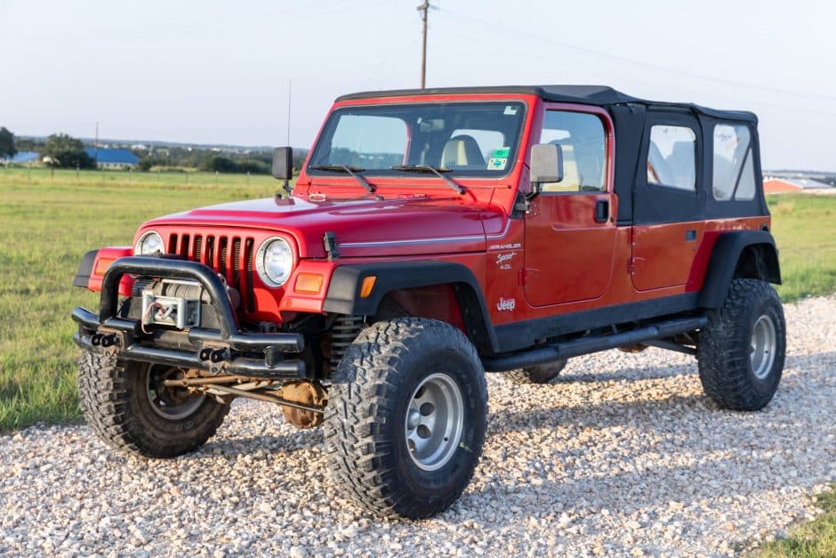 1997 Jeep Wrangler TJ (1997-2006) sold for $12,508