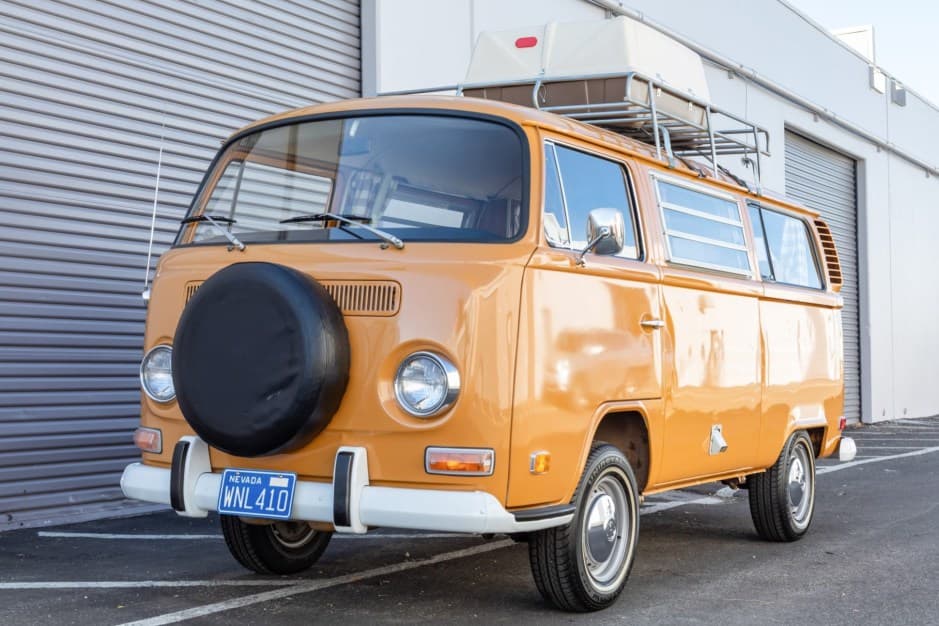 1972 Volkswagen Bay-Window Camper sold for $28,888