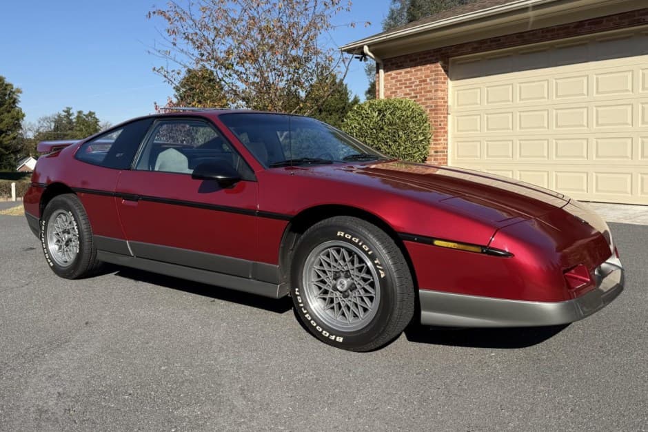 1987 Pontiac Fiero sold for $13,500
