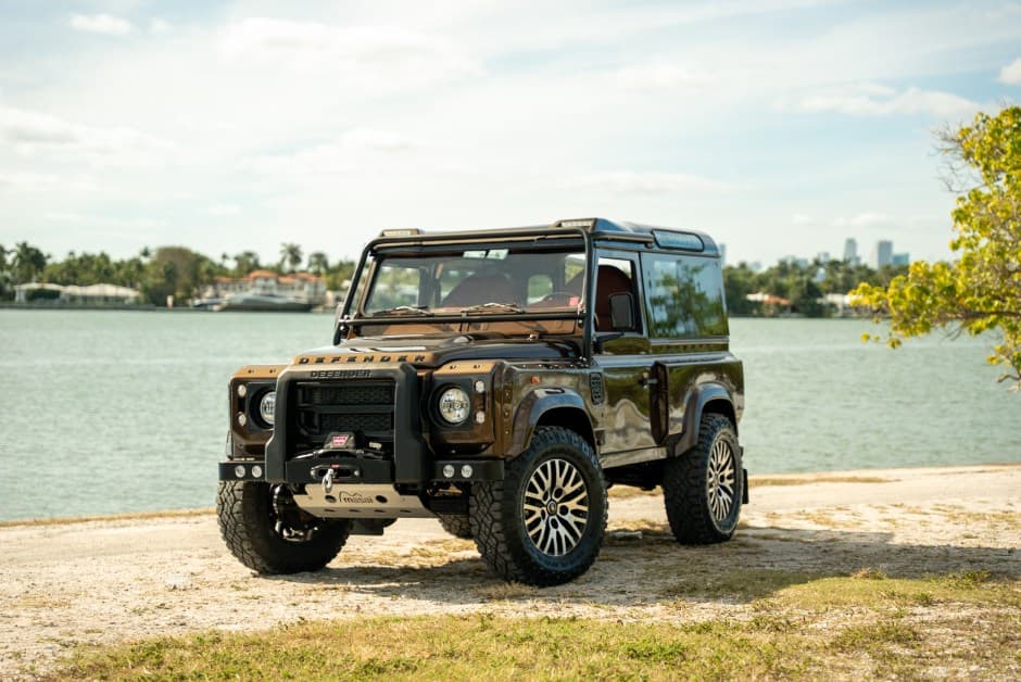 1996 Land Rover 90 / Defender 90 (Euro Spec) sold for $78,992