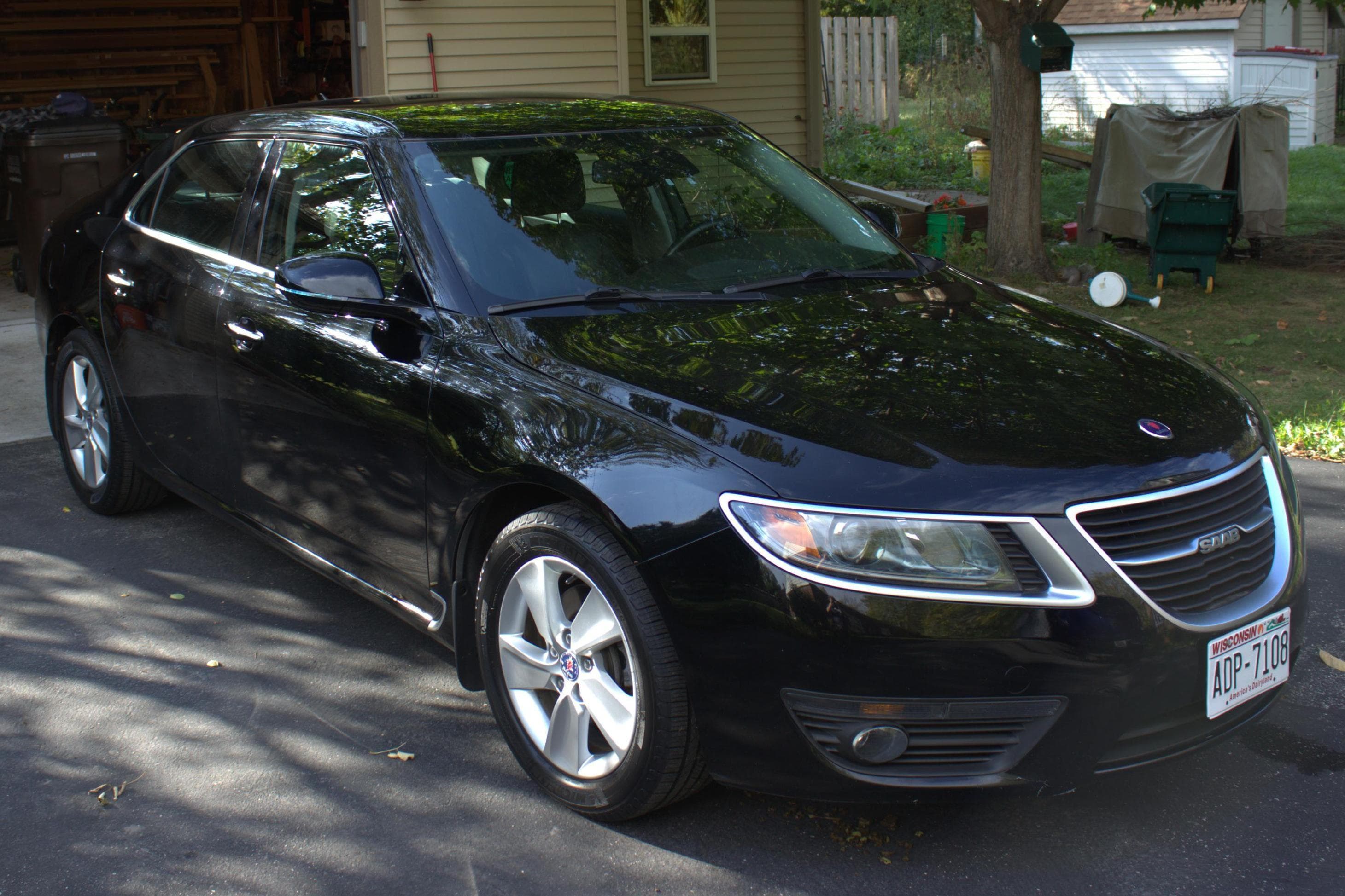 2011 Saab 9-5 sold for $4,400