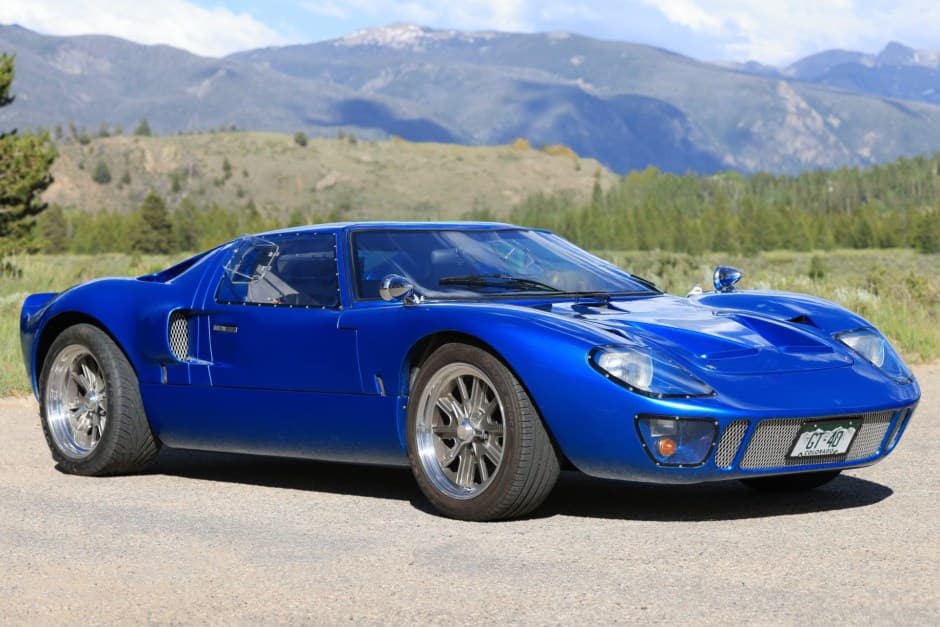 0 Ford GT40 Replica sold for $77,000