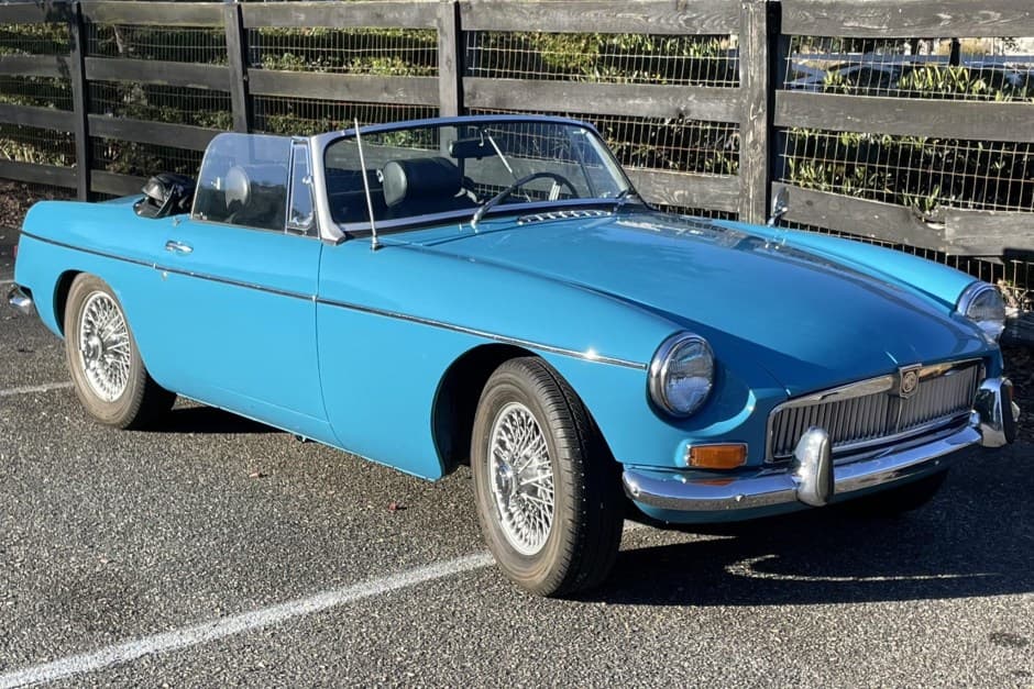 1964 MG MGB sold for $6,700