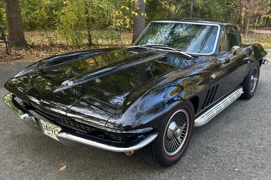 1966 Chevrolet Corvette C2 sold for $64,000