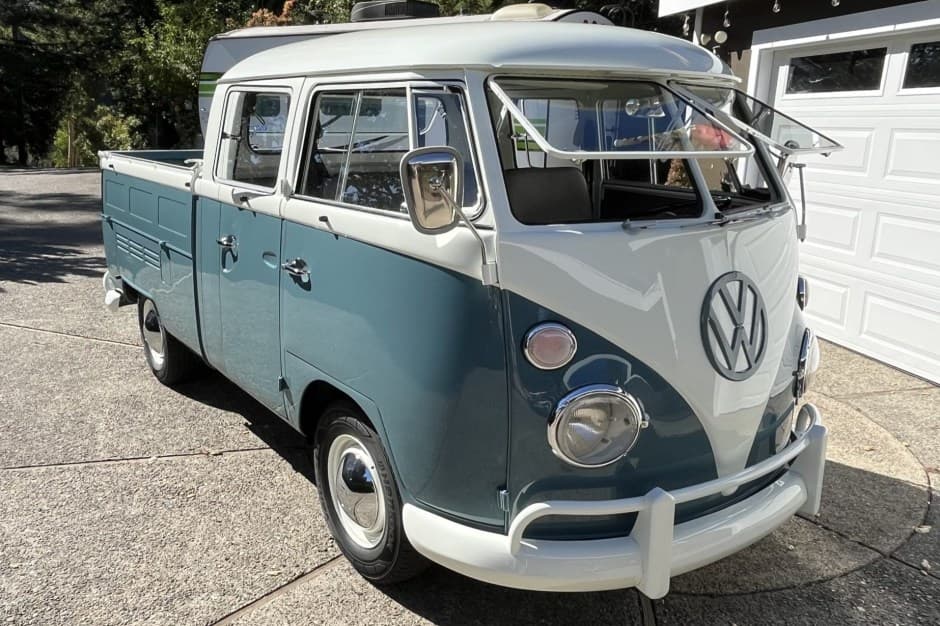 1967 Volkswagen Split-Window Pickup sold for $54,250