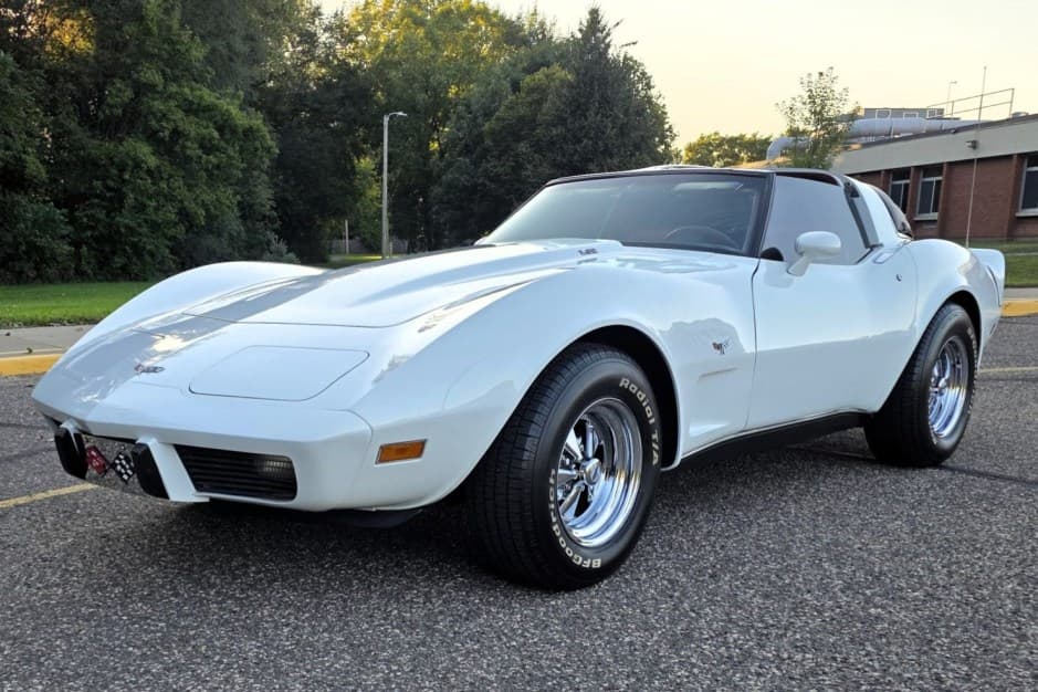 1979 Chevrolet Corvette C3 sold for $12,479