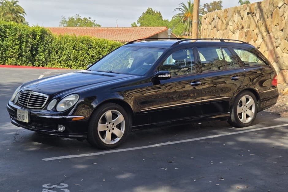 2005 Mercedes-Benz W211 E-Class sold for $6,850