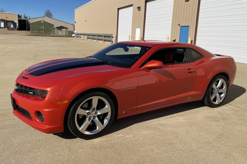 2010 Chevrolet Camaro 5th Generation 2010-2015 sold for $22,500