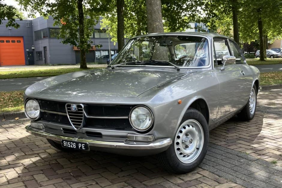 1971 Alfa Romeo 105/115 Series Coupe sold for $0