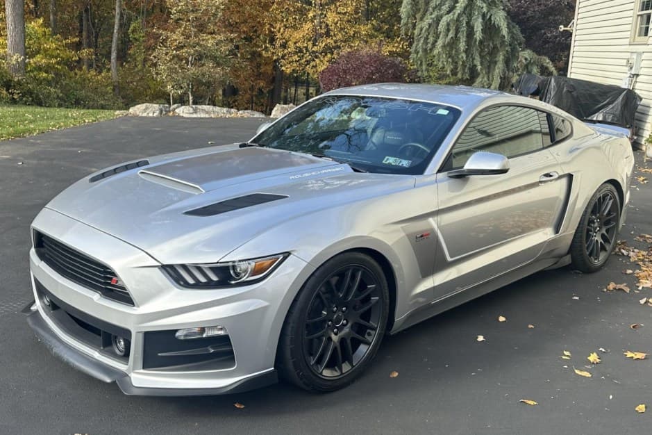 2017 Ford Mustang S550 sold for $34,750