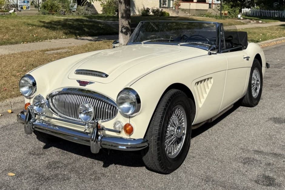 1967 Austin-Healey 3000 sold for $37,500