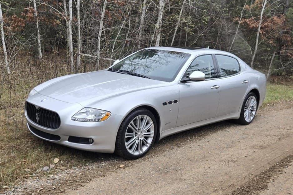 2010 Maserati Quattroporte sold for $14,500