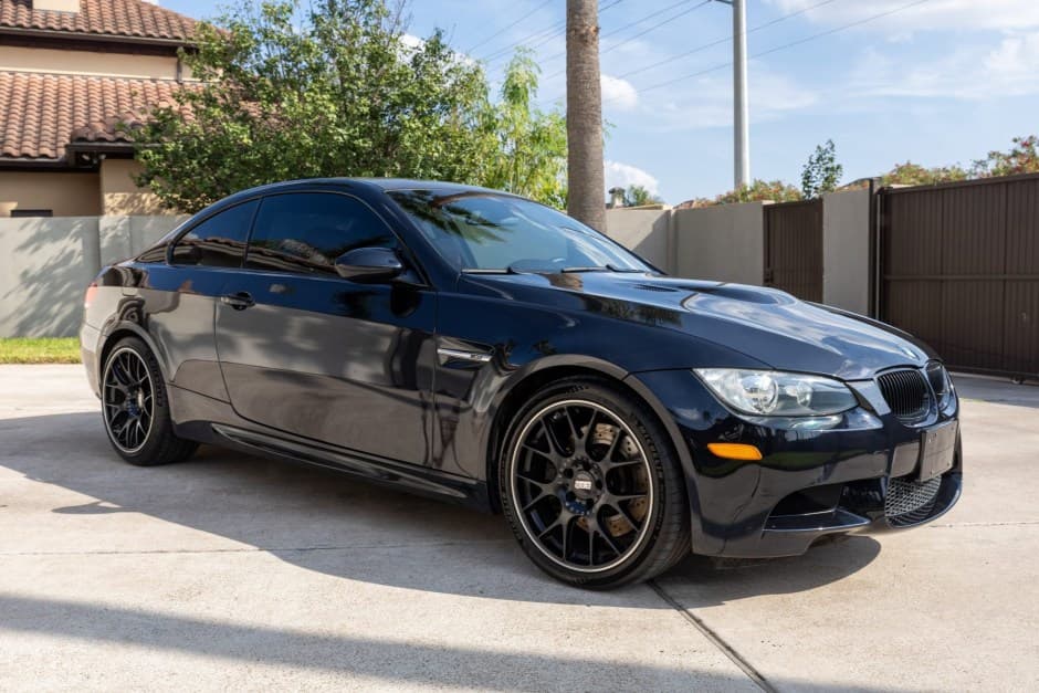 2009 BMW E90/E92/E93 M3 sold for $33,000