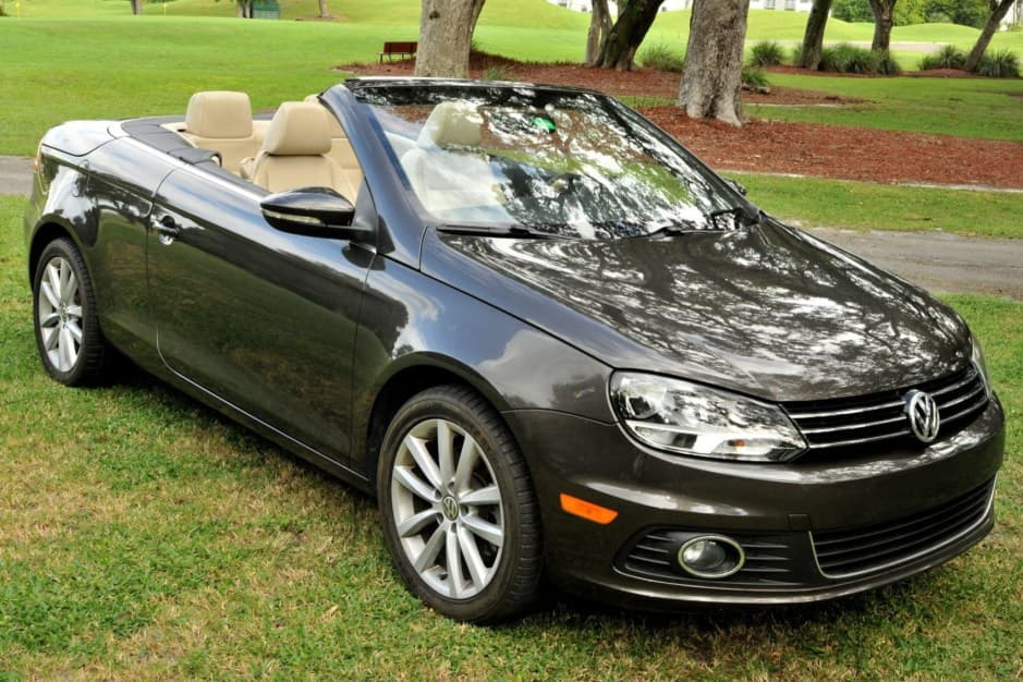 2012 Volkswagen Eos sold for $16,000