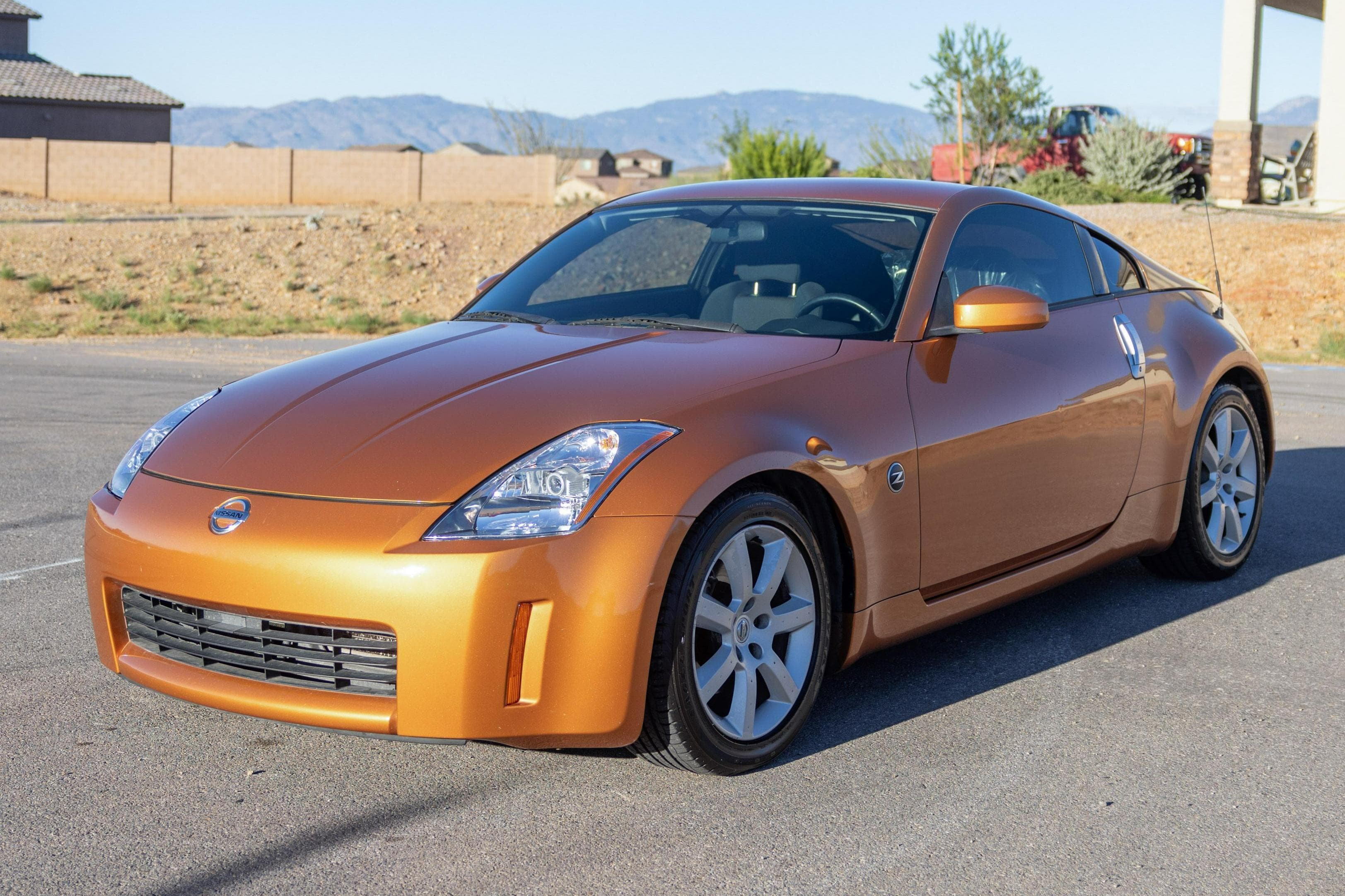 2003 Nissan 350Z sold for $13,100