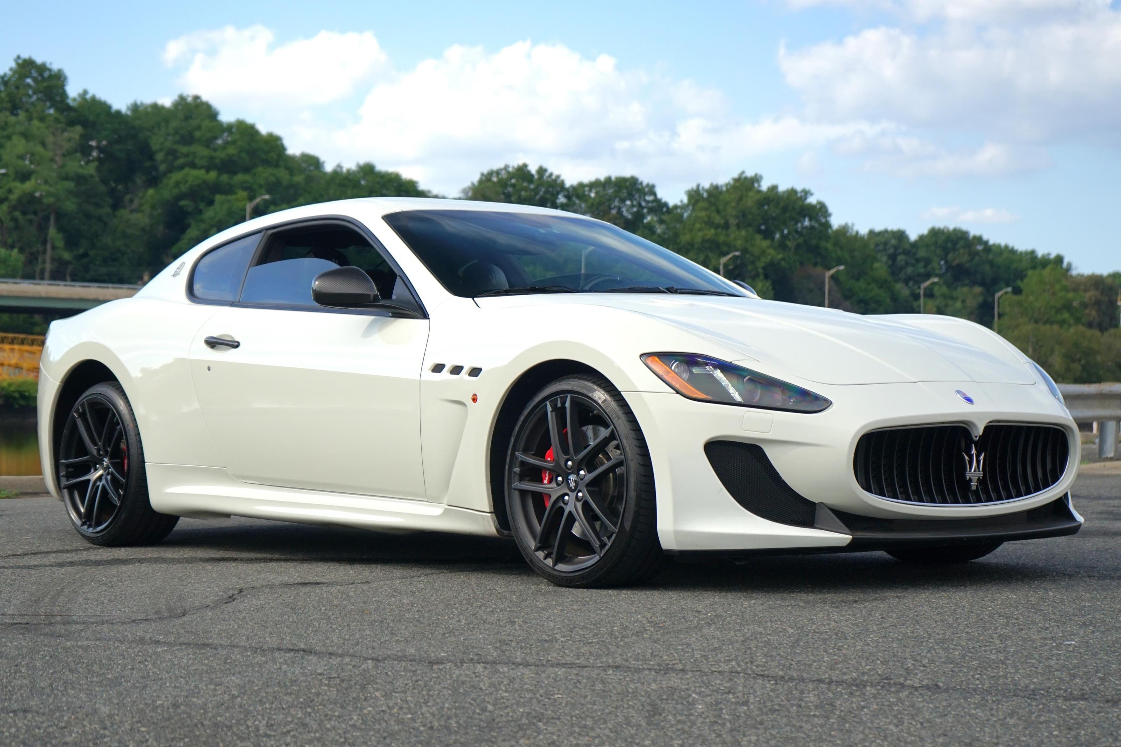 2013 Maserati GranTurismo sold for $30,138