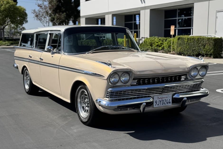1960 AMC & Rambler Ambassador sold for $18,000