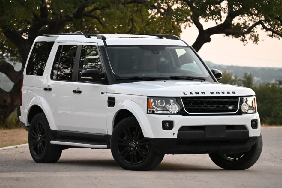 2016 Land Rover LR4 sold for $17,500