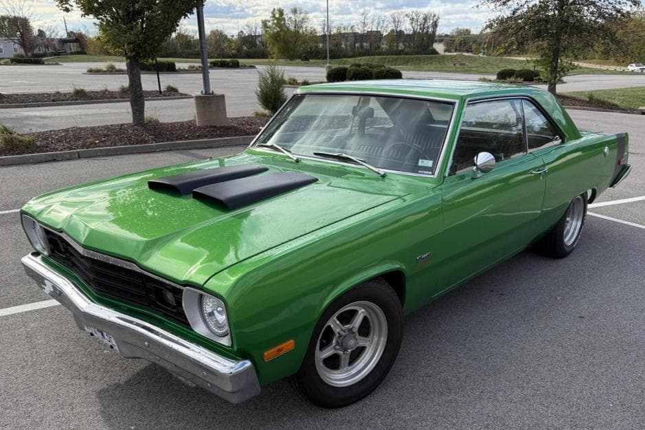 1974 Plymouth Valiant sold for $13,000