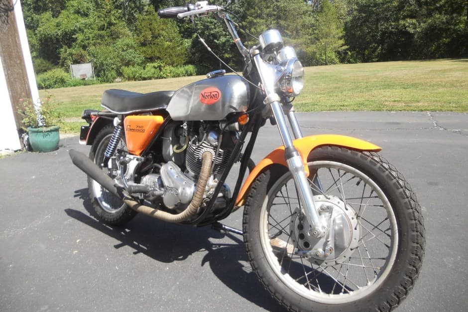 1971 Norton Commando sold for $3,300