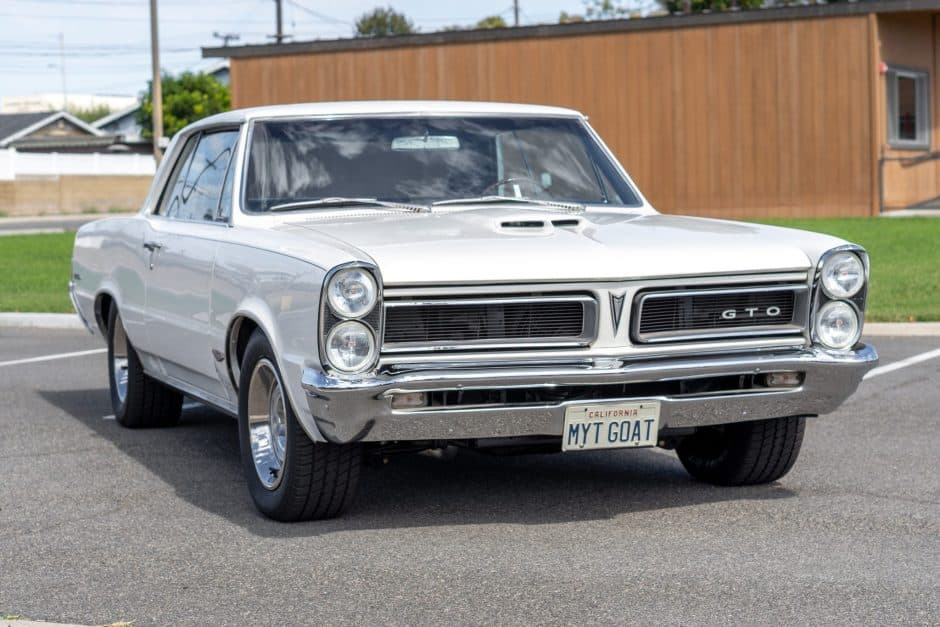 1965 Pontiac GTO (1964-1967) sold for $39,100