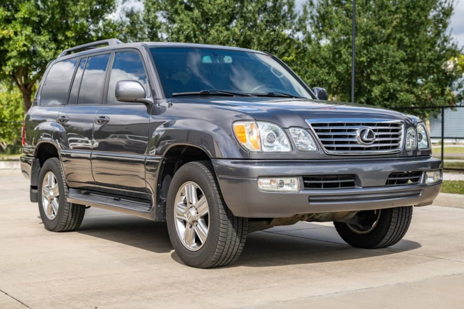 2006 Lexus LX470 sold for $60,500