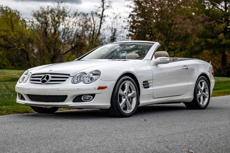 2008 Mercedes-Benz R230 SL sold for $26,500