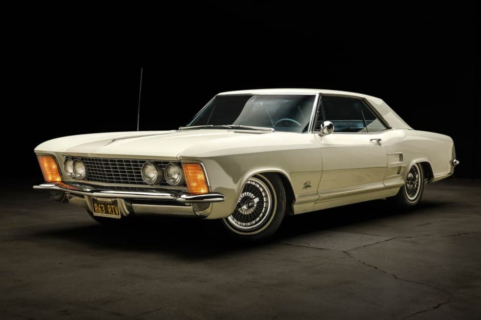 1963 Buick Riviera sold for $33,000