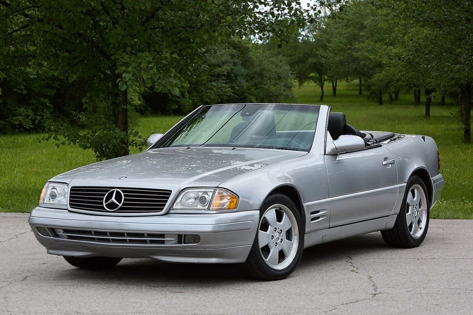 2002 Mercedes-Benz R129 SL sold for $15,850