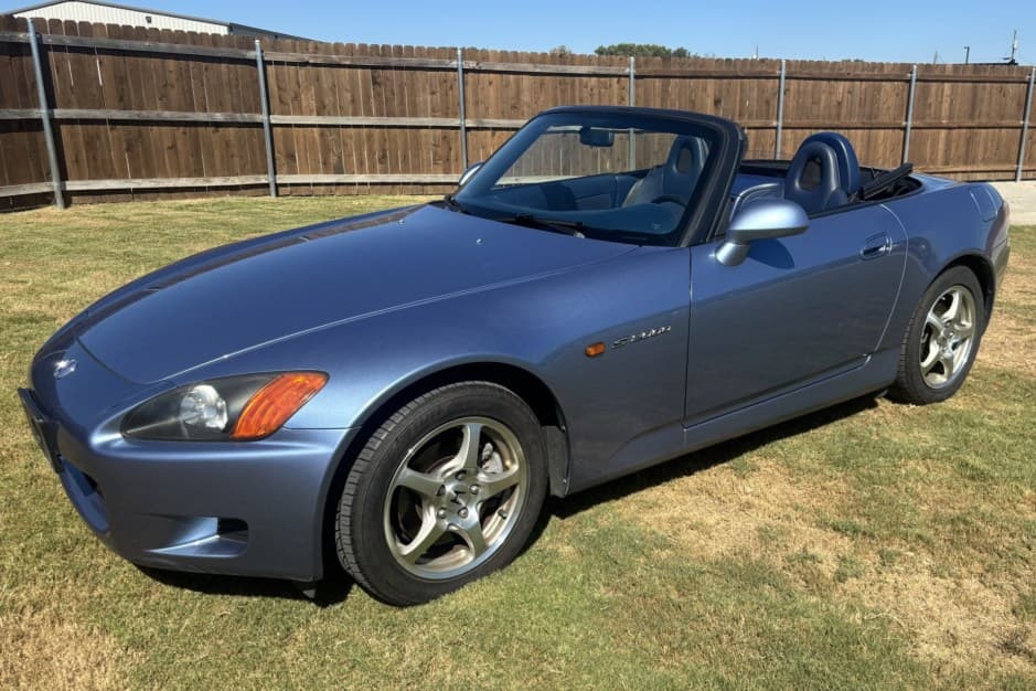 2002 Honda AP1 S2000 sold for $19,750