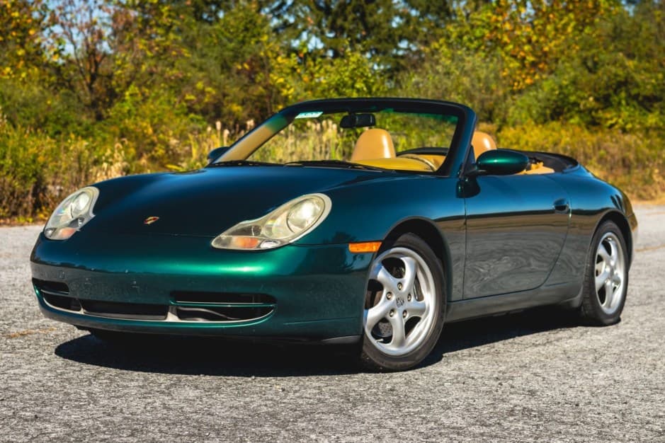 2001 Porsche 996 911 (Non-Turbo/GT2/GT3) sold for $25,500