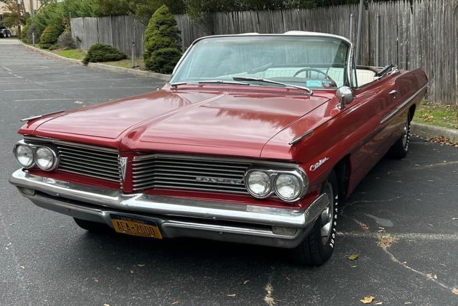 1962 Pontiac Catalina sold for $16,500