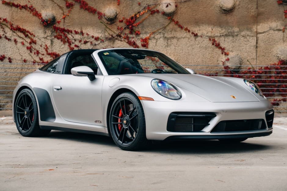 2022 Porsche 992 911 (Non-Turbo/GT2/GT3) sold for $184,000