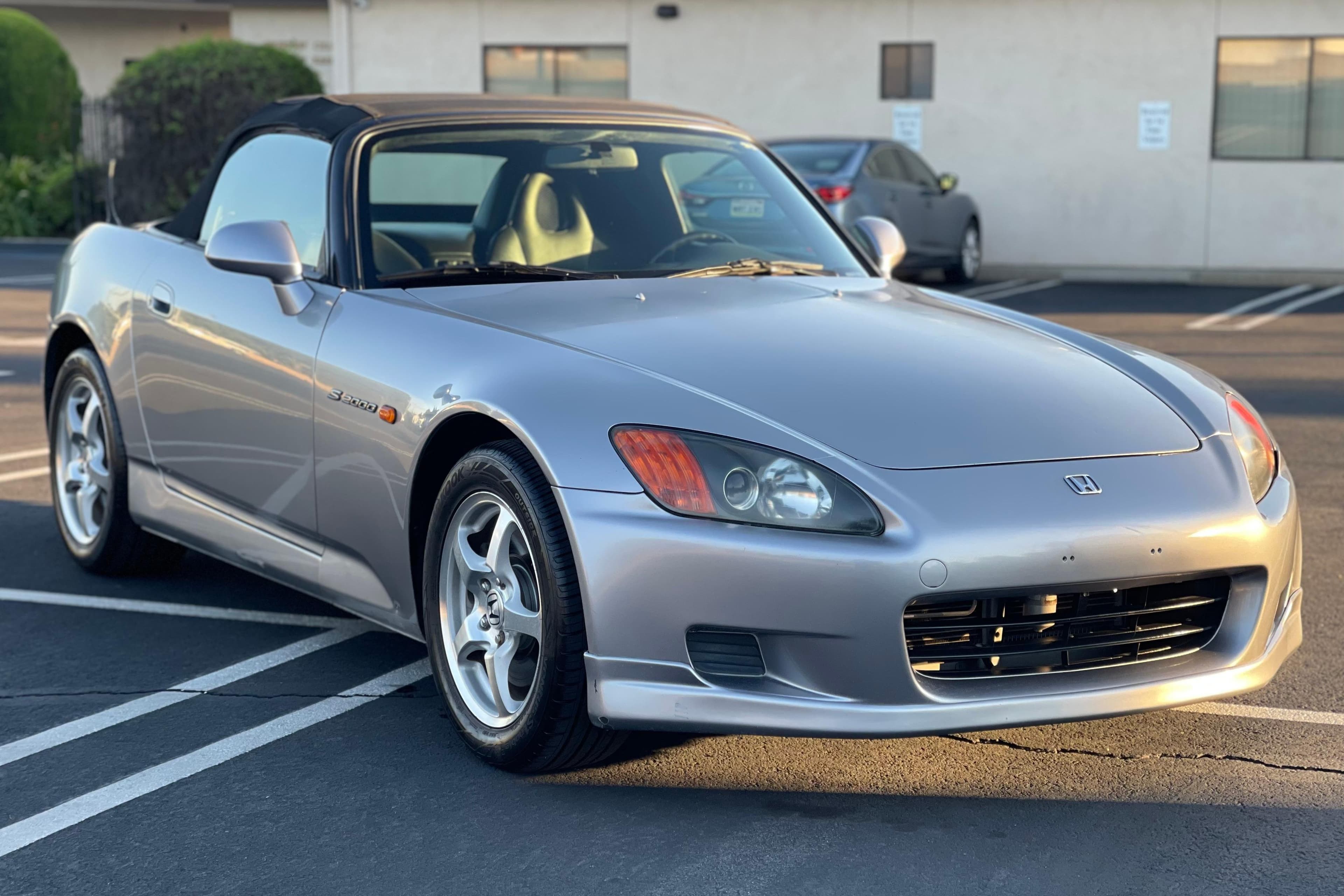 2000 Honda S2000 sold for $30,000