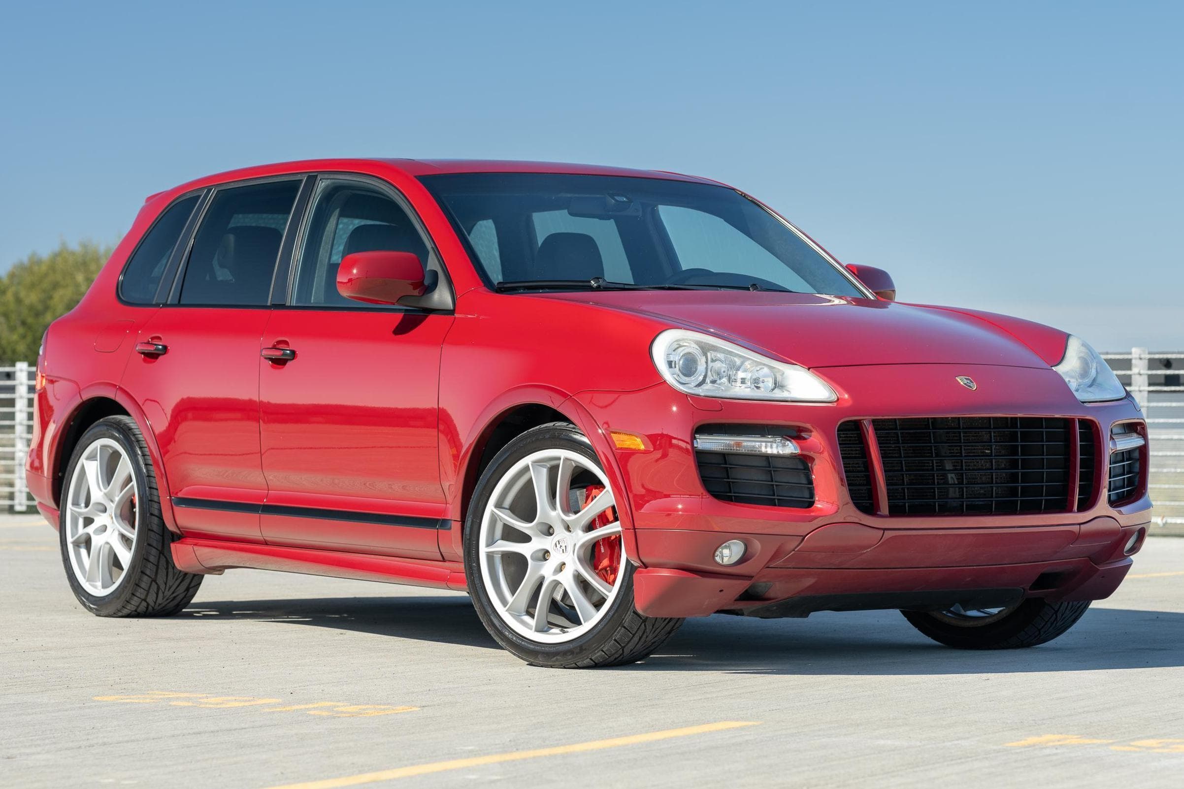 2009 Porsche Cayenne sold for $35,000