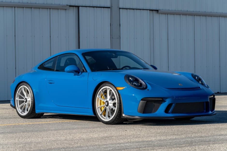 2018 Porsche 991 GT3 sold for $435,000