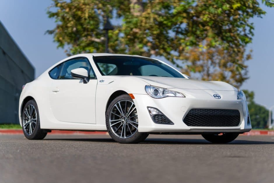 2016 Scion FR-S sold for $11,750