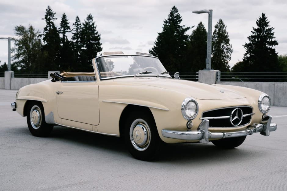 1958 Mercedes-Benz 190SL sold for $66,000